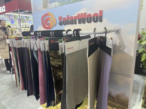 的中产们换上了「羊毛衫」不朽情缘平台网站买帐篷(图9)